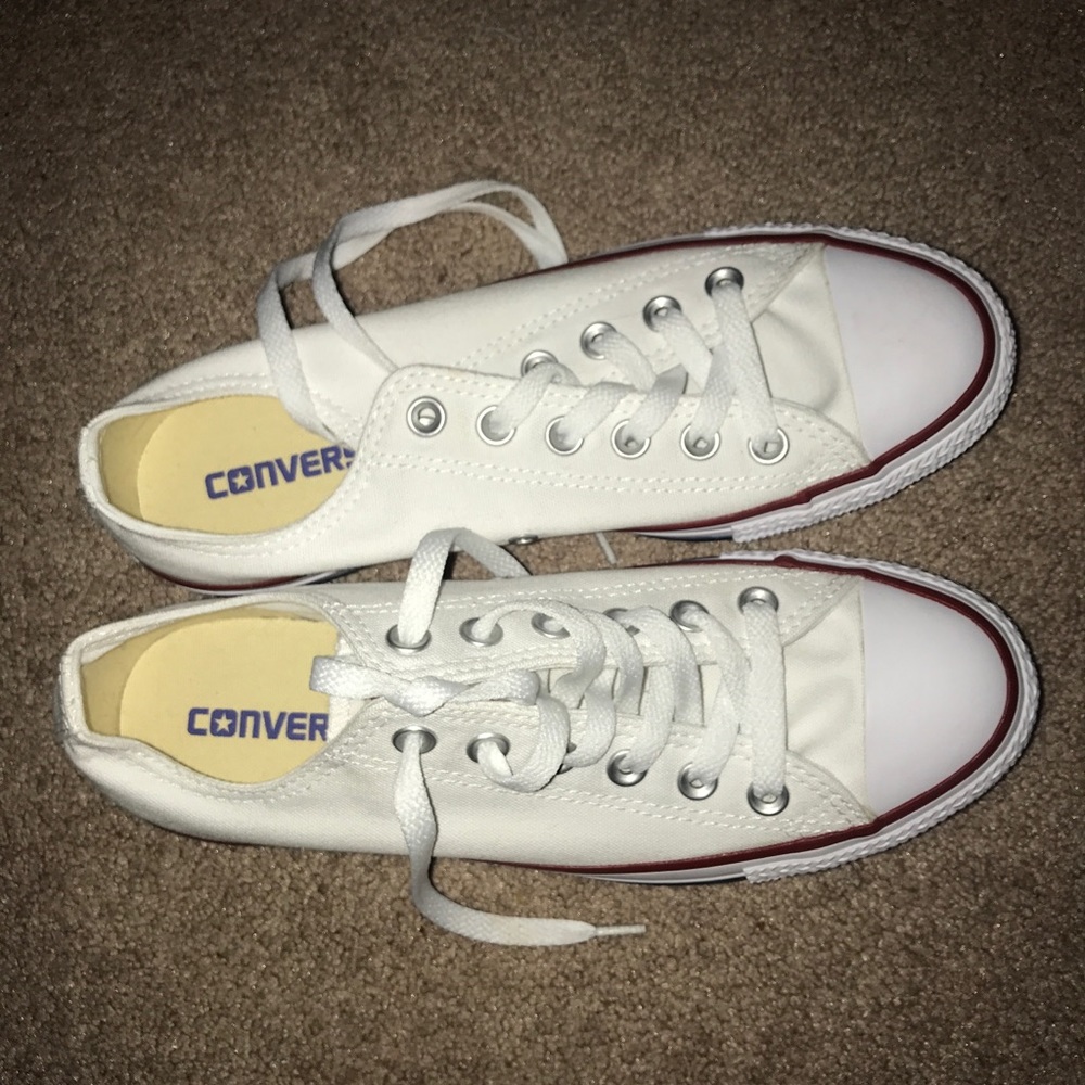 Brand new NEVER WORN white Converse Allstar